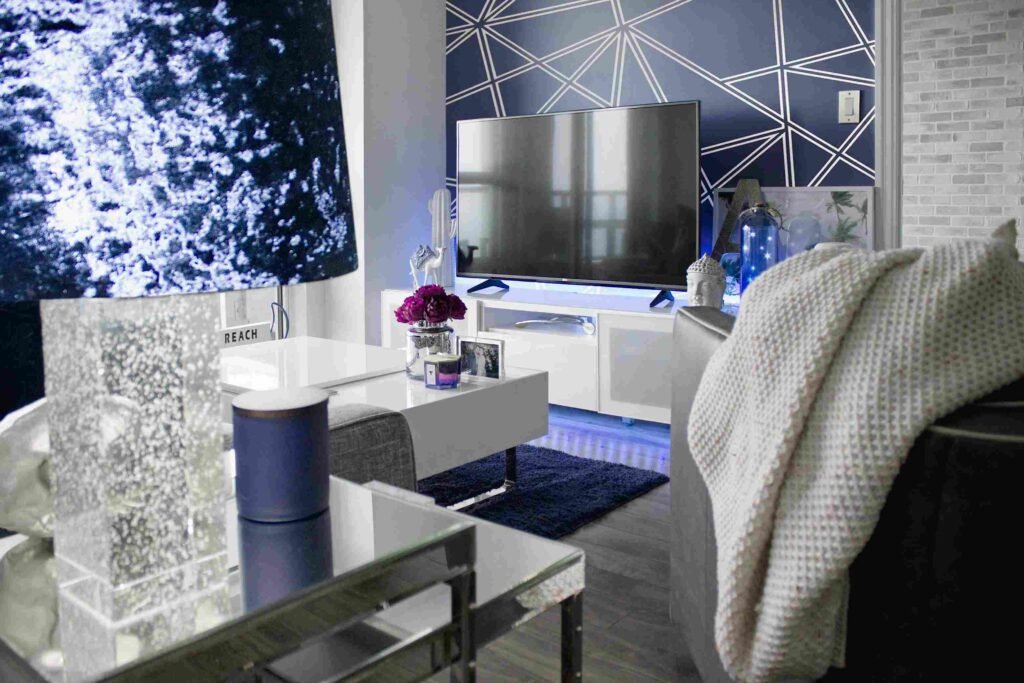 Stylish Modern Dressing Room Ideas for Luxury Villas and Homes