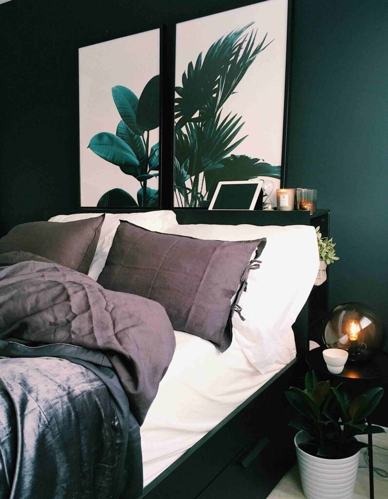 Elegant Gold Blue Bedroom Ideas for Luxury Villas and Homes